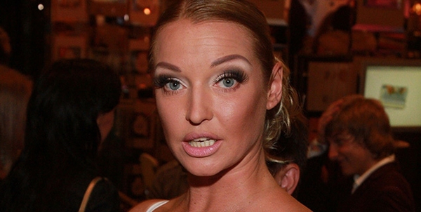 Волочкова рассказала, как ее укусила черепаха в Анталии