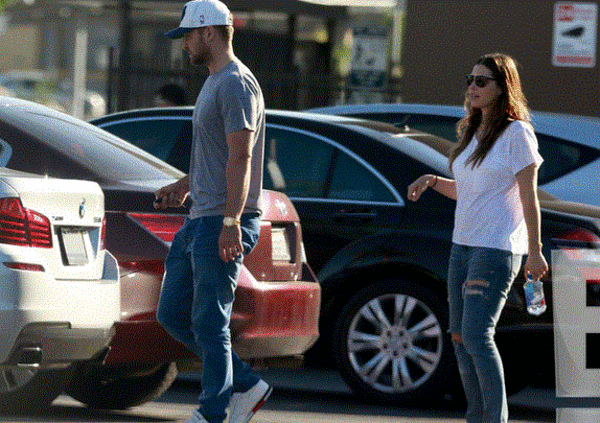 Тимберлейк с женой впервые появились вместе после рождения ребенка