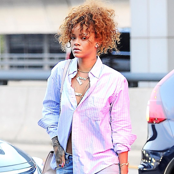 Рианна похвасталась фигурой в бикини на Барбадосе