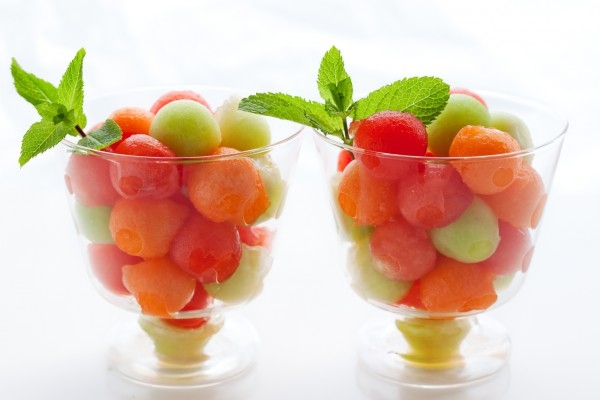 Салаты из дыни: ТОП-5 летних рецептов