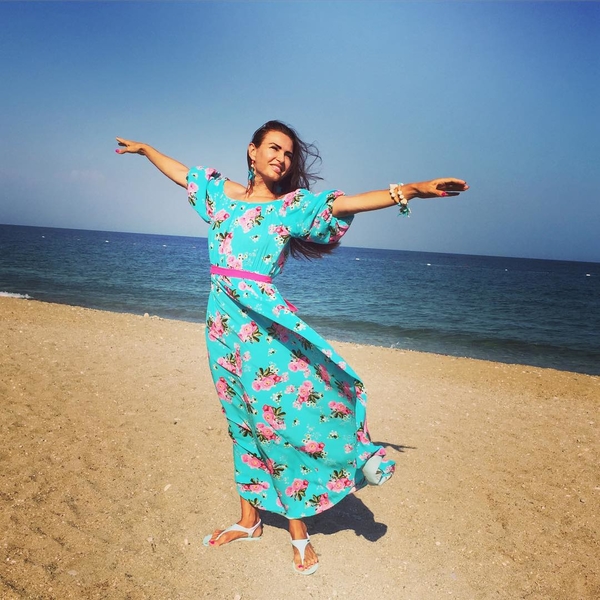 Эвелина Бледанс: Я люблю есть руками и мне не стыдно!