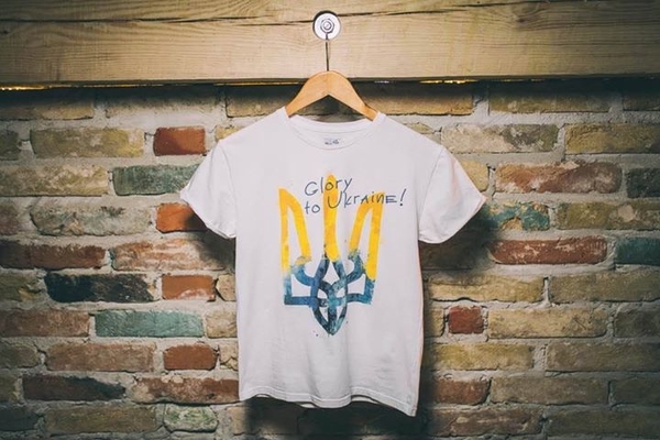 День независимости Украины: Одежда с национальными мотивами