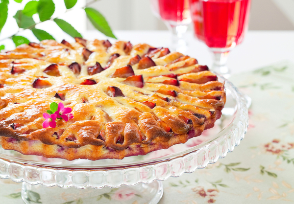 Как приготовить клафути со сливами