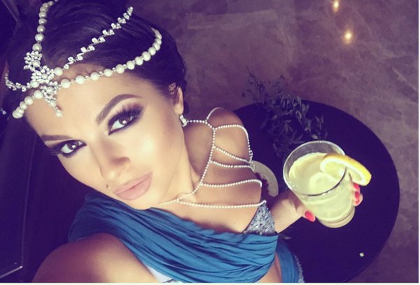 Нюша отпраздновала день рождения в индийском стиле