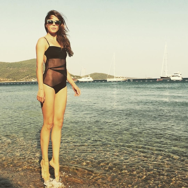 Агния Дитковските похвасталась фигурой в купальнике