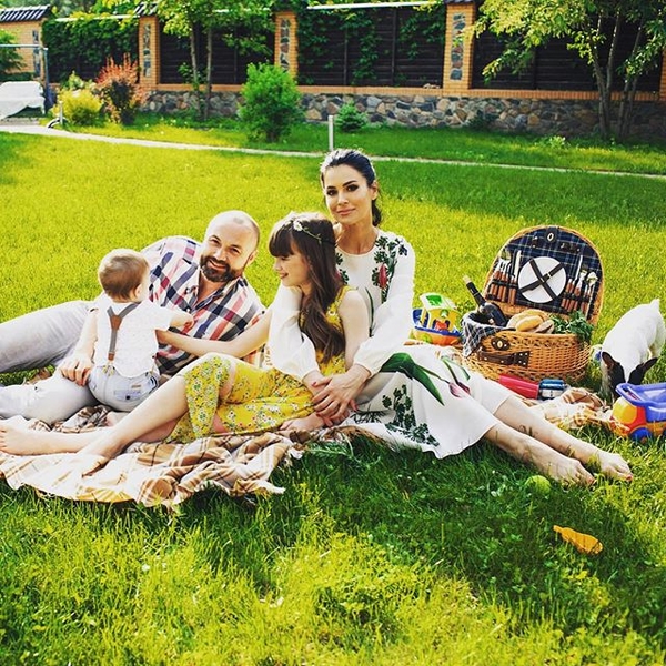 Звездная мама недели: Маша Ефросинина