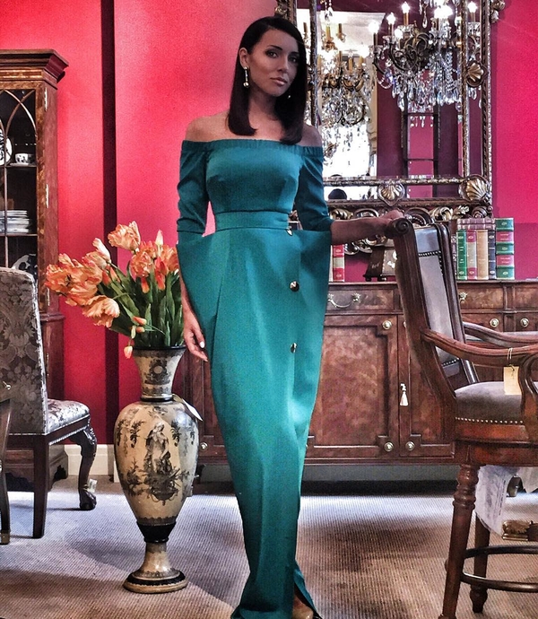 Алсу появилась на обложке глянца