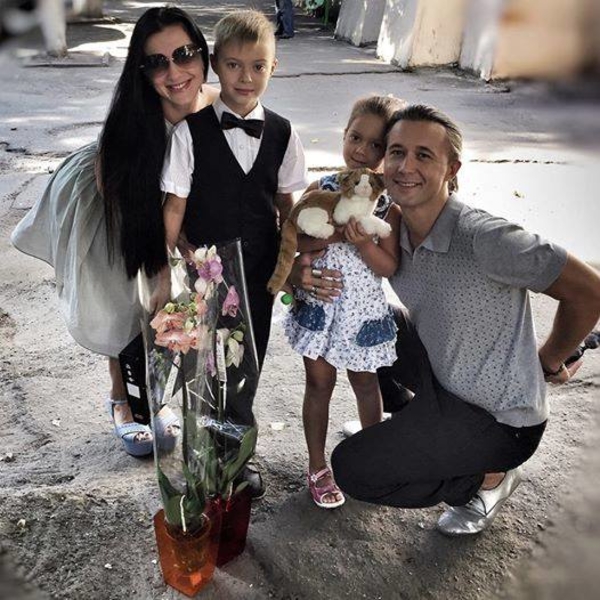 Звездный папа недели: Сергей Бабкин