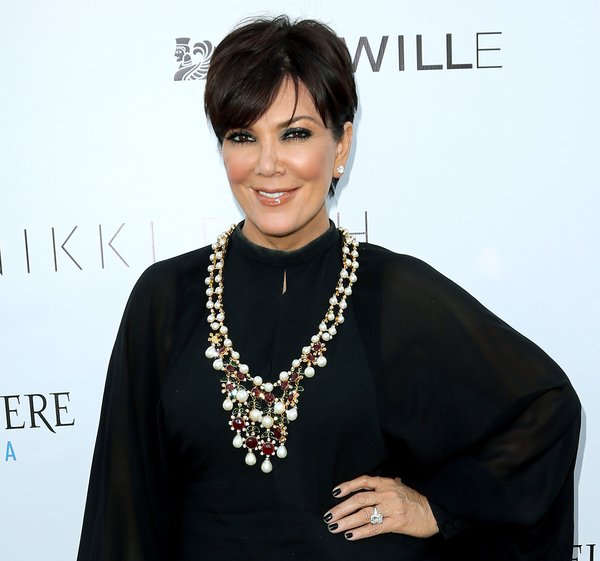 Мама Ким Кардашян удивила огромной распухшей губой