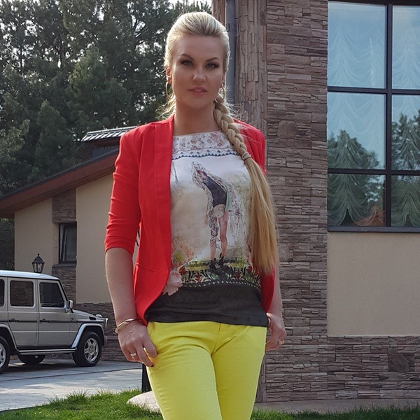 У певицы Камалии умер дедушка