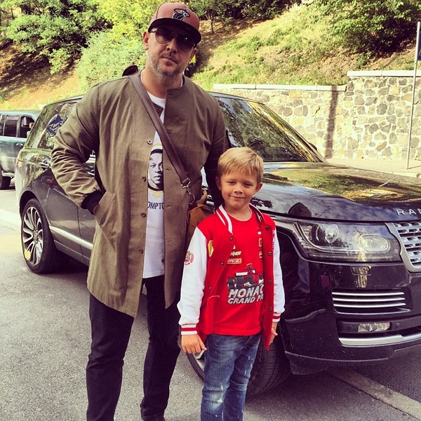 Звездный папа недели: Потап