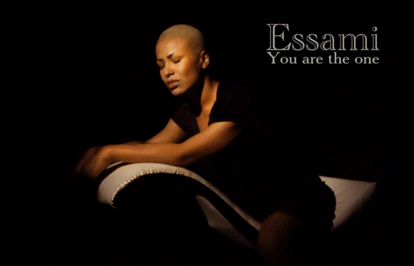 Лысая Гайтана представила свой новый музыкальный проект