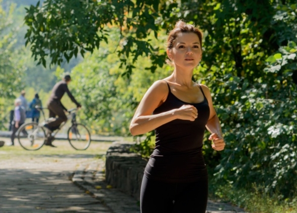 Маричка Падалко перед работой бегает на свежем воздухе