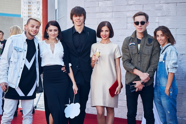 Валевская, Ступка и Винницкая посетили новый арт-комплекс в Киеве