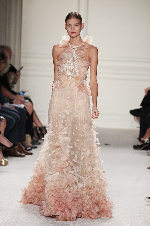 Marchesa представили коллекцию, вдохновленную райскими птицами