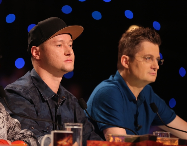 Х-фактор 6 сезон онлайн: В шестом выпуске девушка довела Хлывнюка до слез