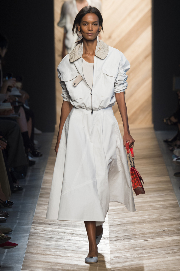 За чертой города: Бренд Bottega Veneta представил новую коллекцию