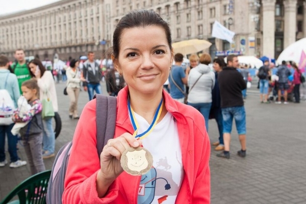 Маричка Падалко преодолела 10 км, чтобы помочь больным детям