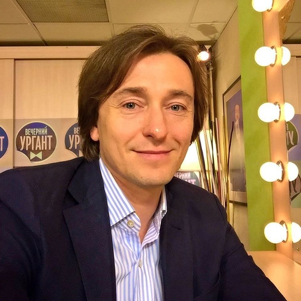 Сергей Безруков впервые вышел в свет с Анной Матисон