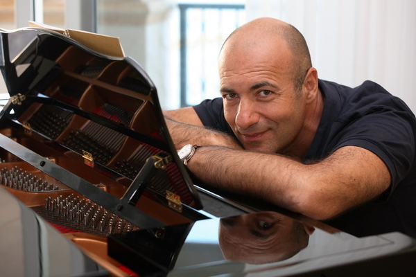 Игорь Крутой заявил о возможном переезде Новой волны из Сочи