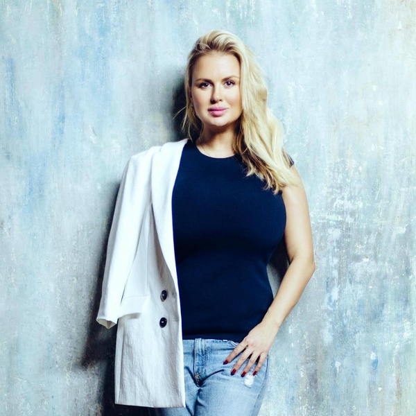 Анна Семенович призналась, почему она не замужем и без детей