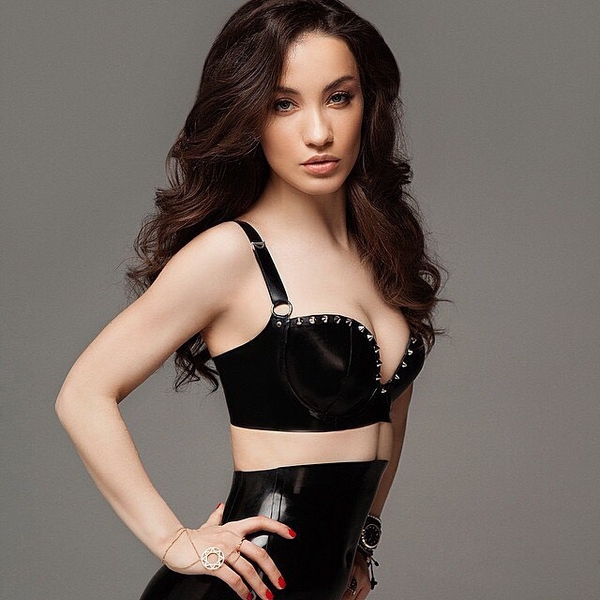 28-летняя Виктория Дайнеко родила первенца