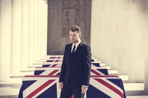 Сэм Смит представил клип на саундтрек к фильму 007: Спектр