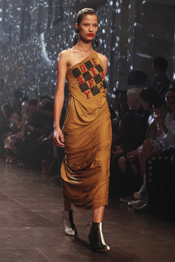 Венецианский карнавал: Vivienne Westwood презентовала новую коллекцию