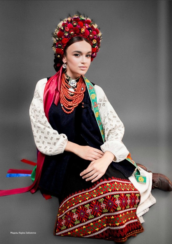 Участница Супермодель по-украински стала стала лицом проекта ВИТОКИ