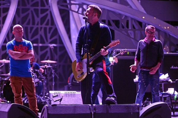 vk.com/novaya_volna2012