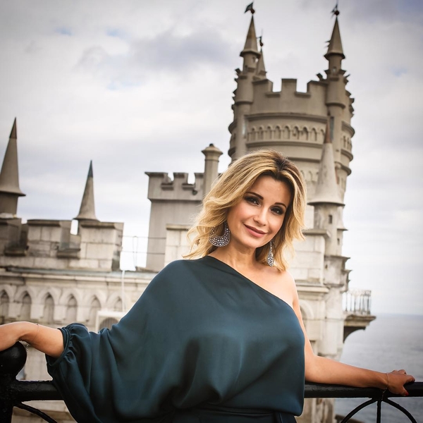 Ольга Орлова презентовала новый клип, который сняла в Крыму