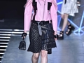 Louis Vuitton представил футуристическую коллекцию
