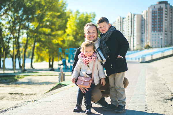 Артем Гагарин: В воспитании детей не признаю ни кнута ни пряника