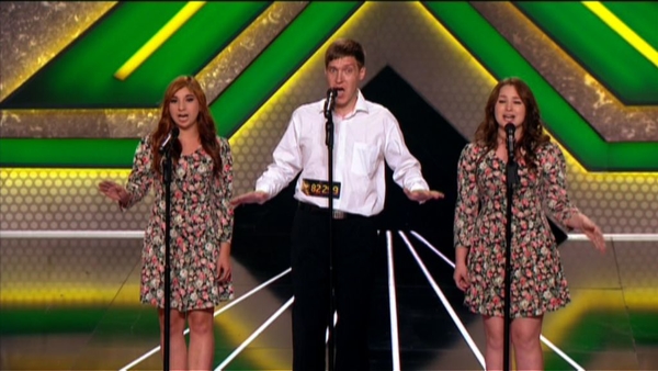 Х-фактор 6: На шоу выступит трио, которое поет в метро