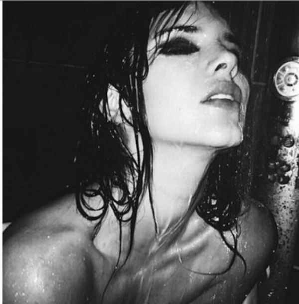 19-летняя сестра Ким Кардашян снялась в откровенной фотосесии