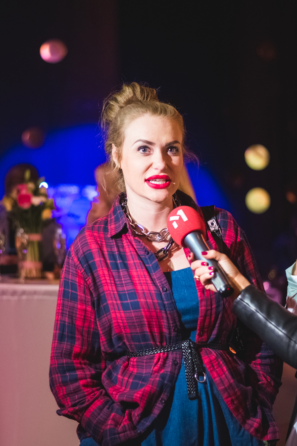 Беременная Слава из НЕАНГЕЛОВ пришла на Неделю моды