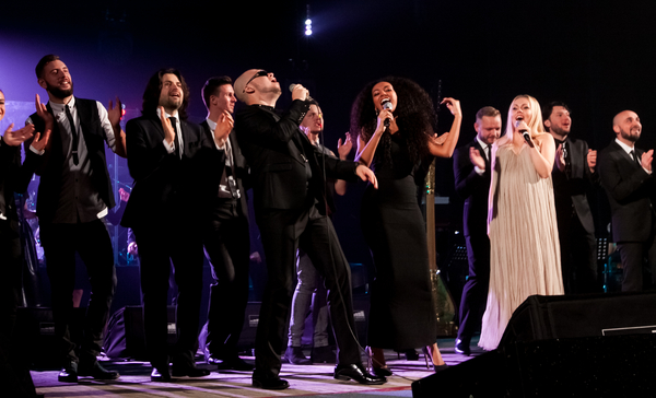 My BEATLES Tribute Show: MONATIK и беременная ALYOSHA спели на одной сцене