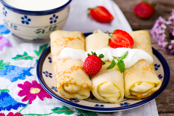 Блины с творогом: Три идеи для завтрака