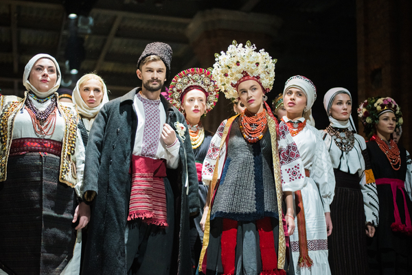 Девушки из Супермодель по-украински приняли участие в проекте ИСТОКИ