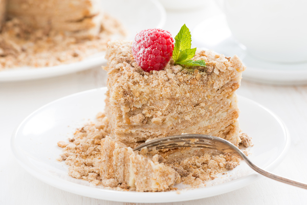 Как приготовить торт Наполеон (видео)