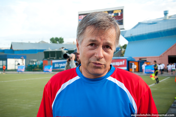 У 61-летнего актера Игоря Ливанова родился сын