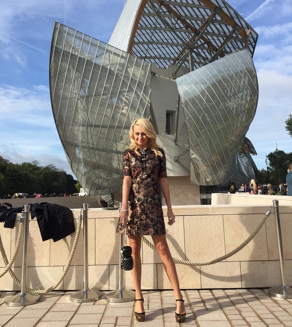 Яна Рудковская похвасталась новой прической