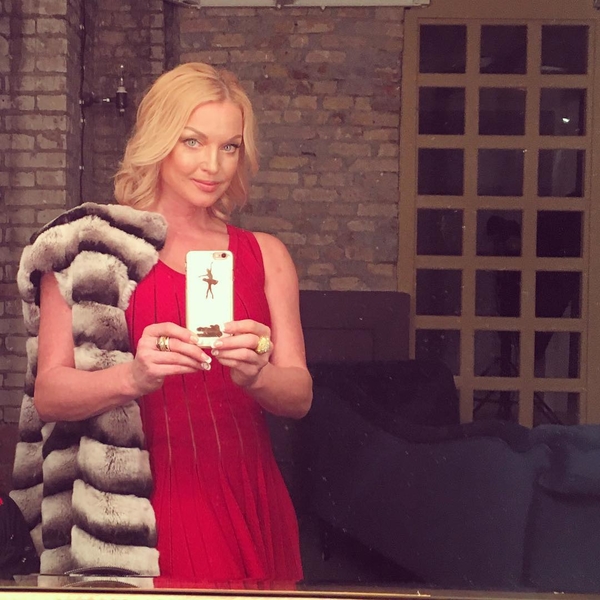 Волочкова устроила экскурсию по своему дому для глянца