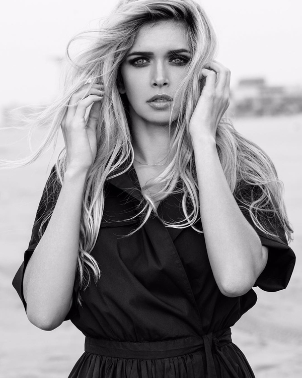 Секреты стойной фигуры Веры Брежневой: Мысли, питание и спорт