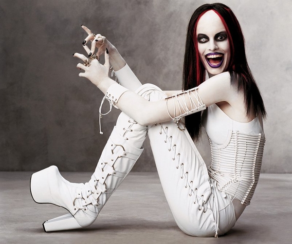 Модный  Хэллоуин: ТОП-10 звездных перевоплощений для Vogue