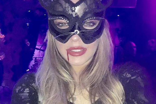 instagram.com/lindsaylohan