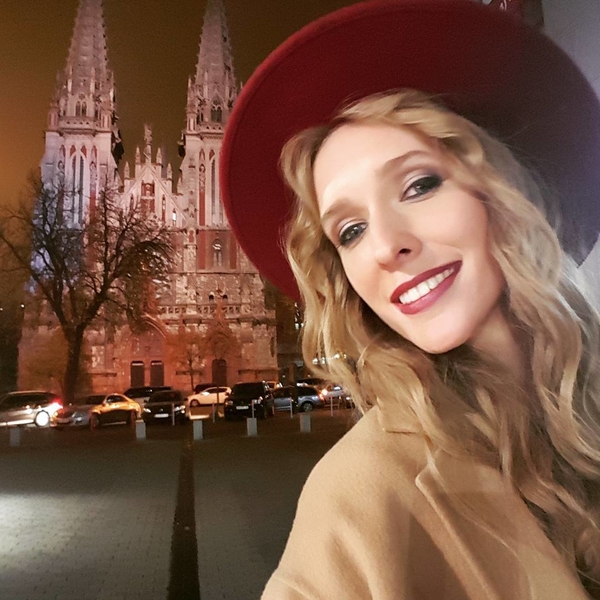 Beauty-образ дня: Катя Осадчая