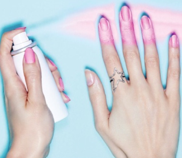 Beauty-новинка: Лак для ногтей в виде спрея