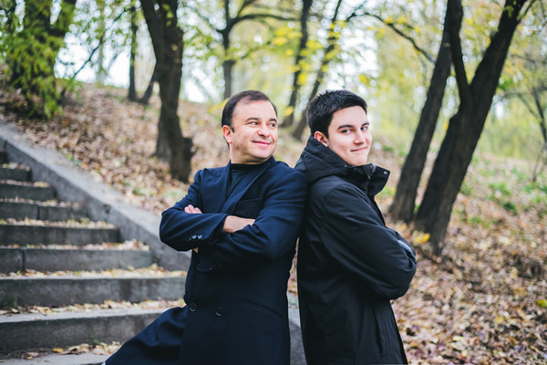 Виктор Павлик: Стараюсь сохранить нашу семейную ауру