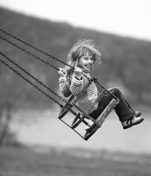 Эдуард Асадов о малышах: Берегите своих детей